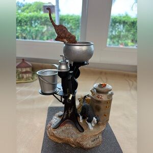 Vintage Schmid Lowell Davis figure, 1997, Nine Lives